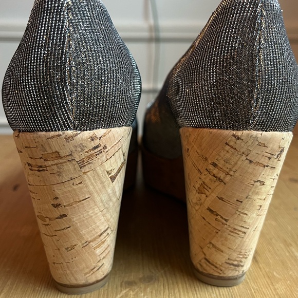 Stuart Weitzman Anna Corkswoon Glitter Wedge Heel Peep Toe Pumps - Picture 4 of 8